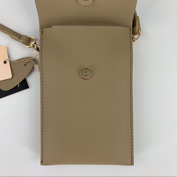 Mellow World NWT Taupe Cross Body Cell Phone Touchscreen Window Wallet Purse - Picture 8 of 14